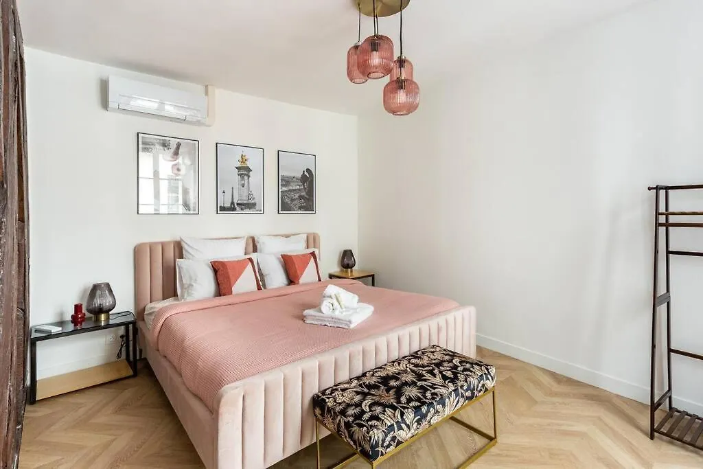 Sophiestay - Contemporary Apt- King Size Bed Paris France